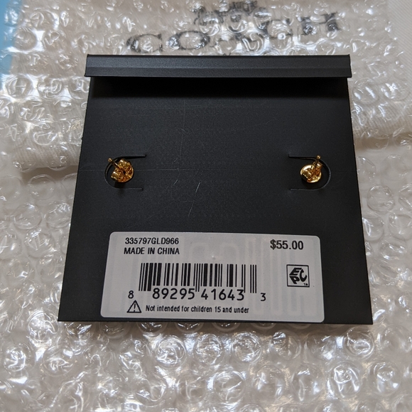 NWT COACH Rainbow Pave Heart Stud Earrings Signature C - Picture 3 of 6